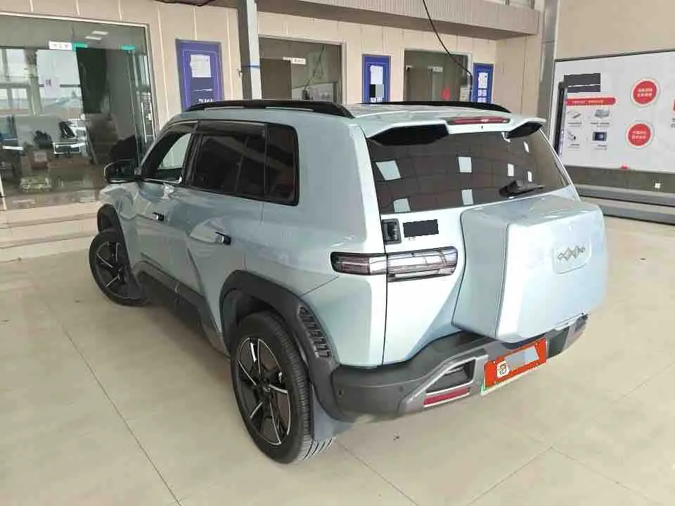BYD Leopard Titanium 3