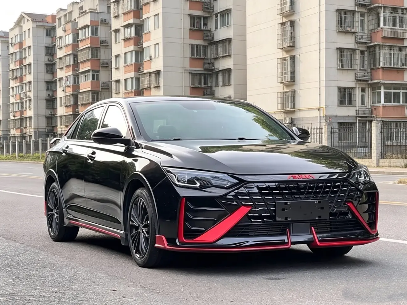 Dongfeng Yixuan MAX