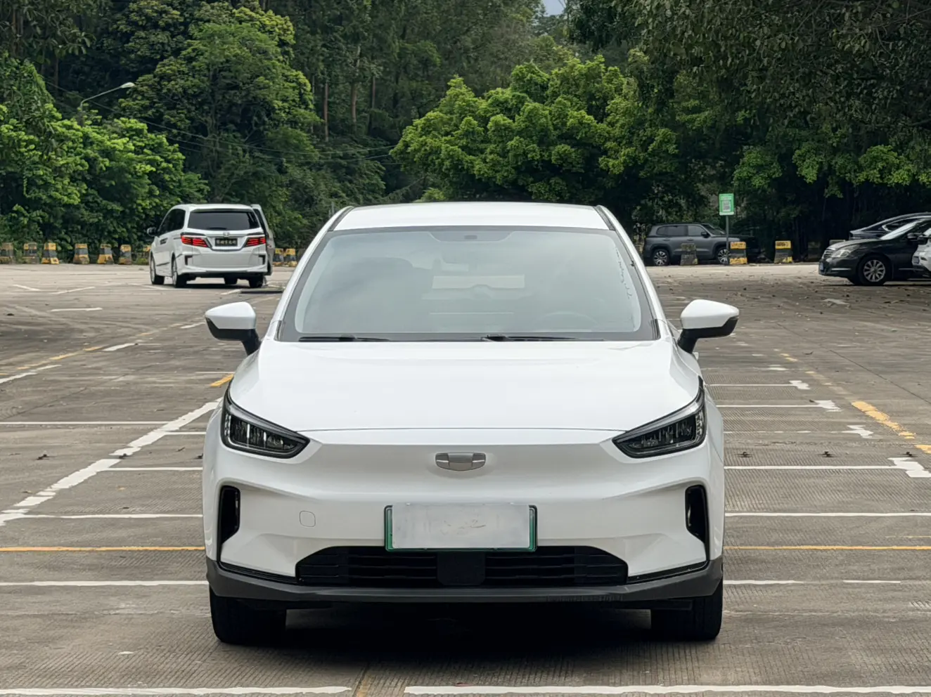 Geely Geometry C