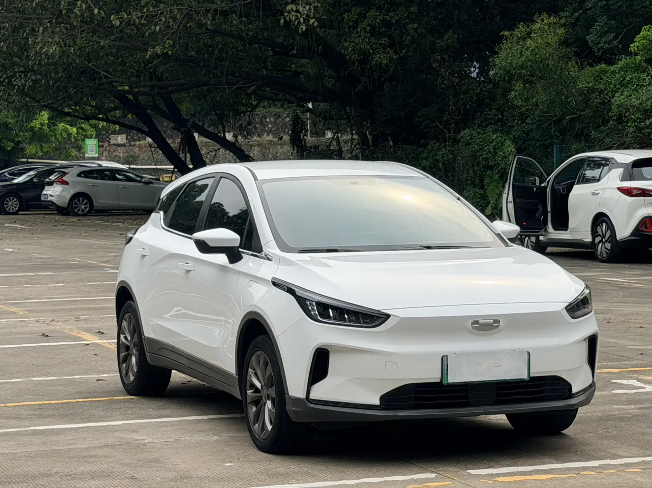 Geely Geometry C