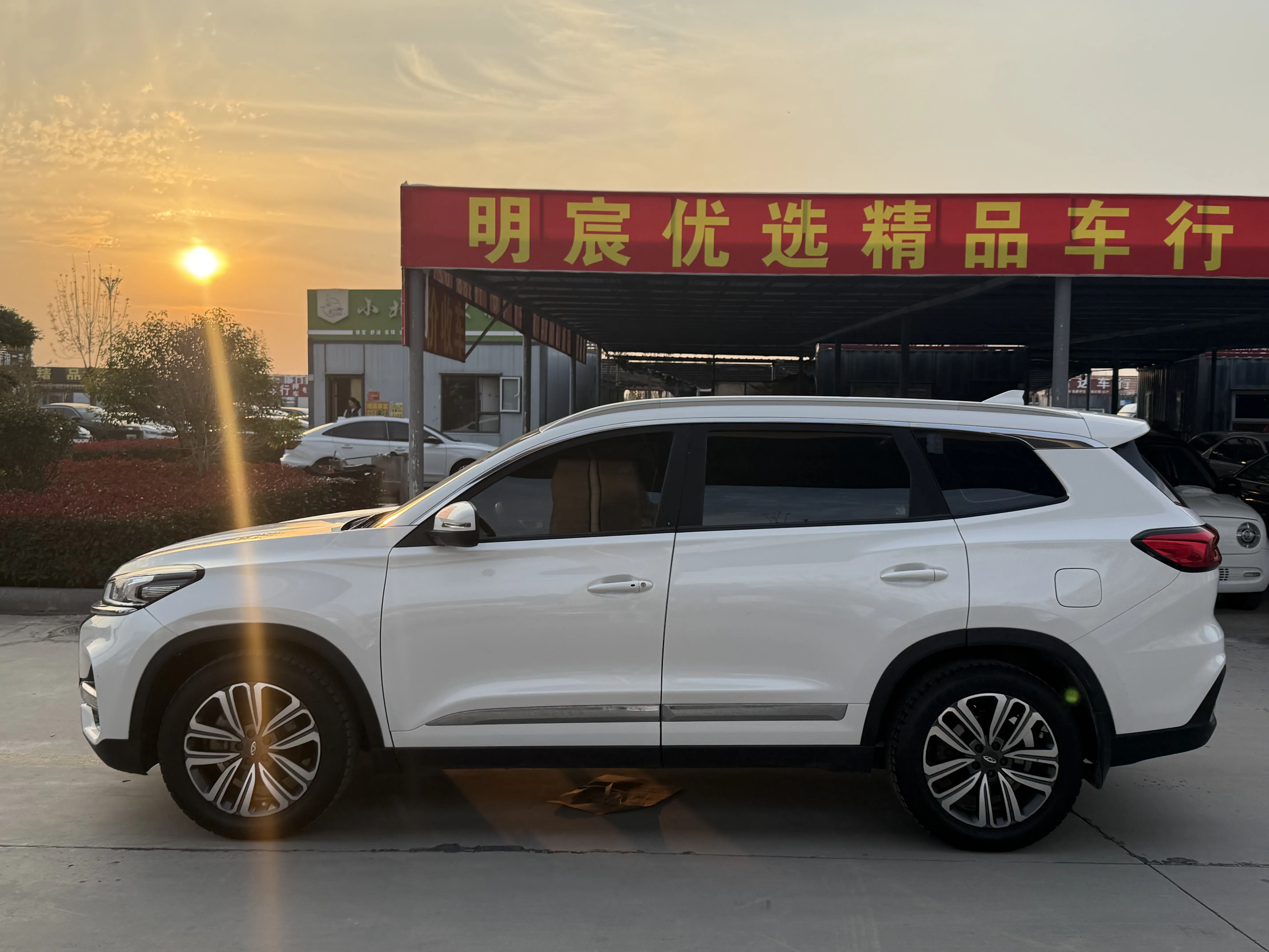 Chery Tiggo 8