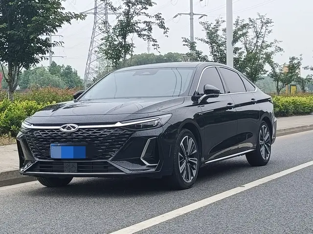 Chery Arrizo 8