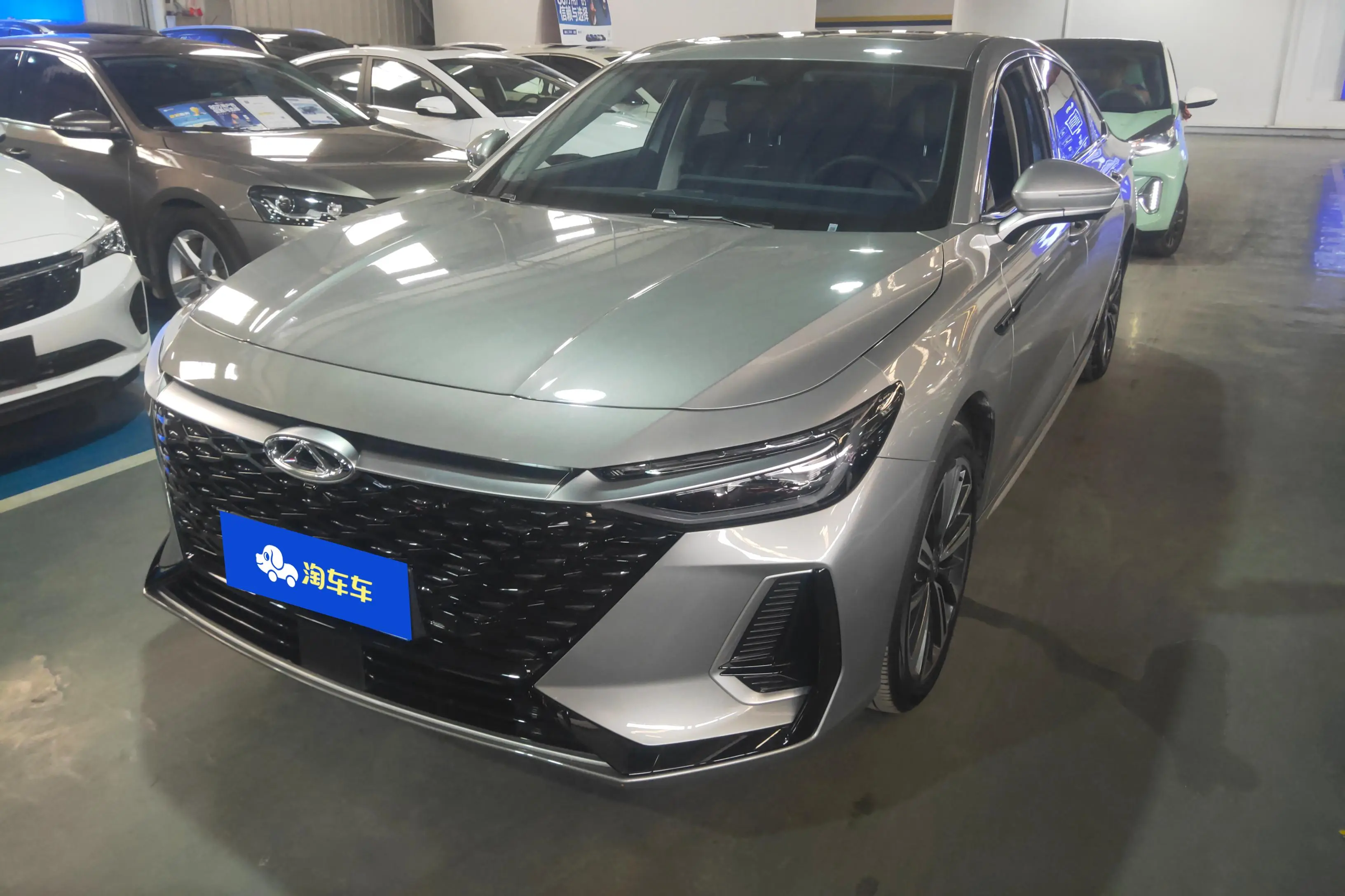 Chery Arrizo 8