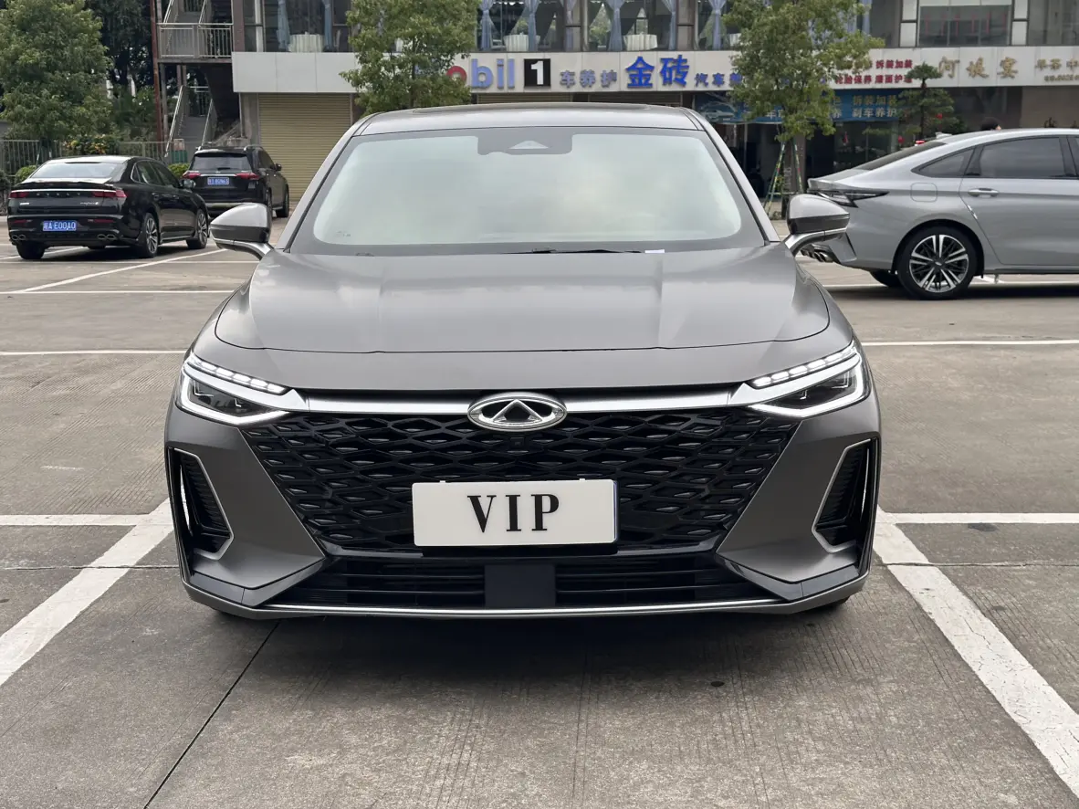 Chery Arrizo 8