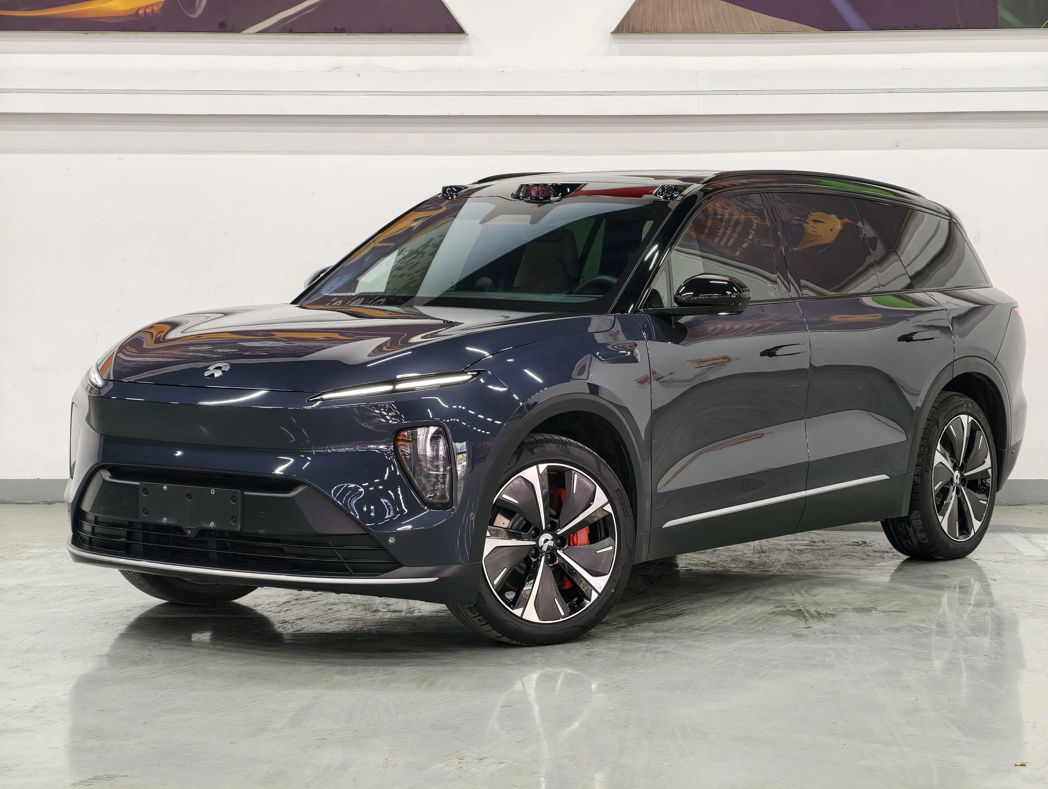 NIO ES8