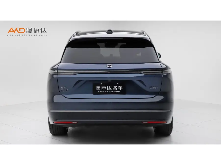 NIO ES8