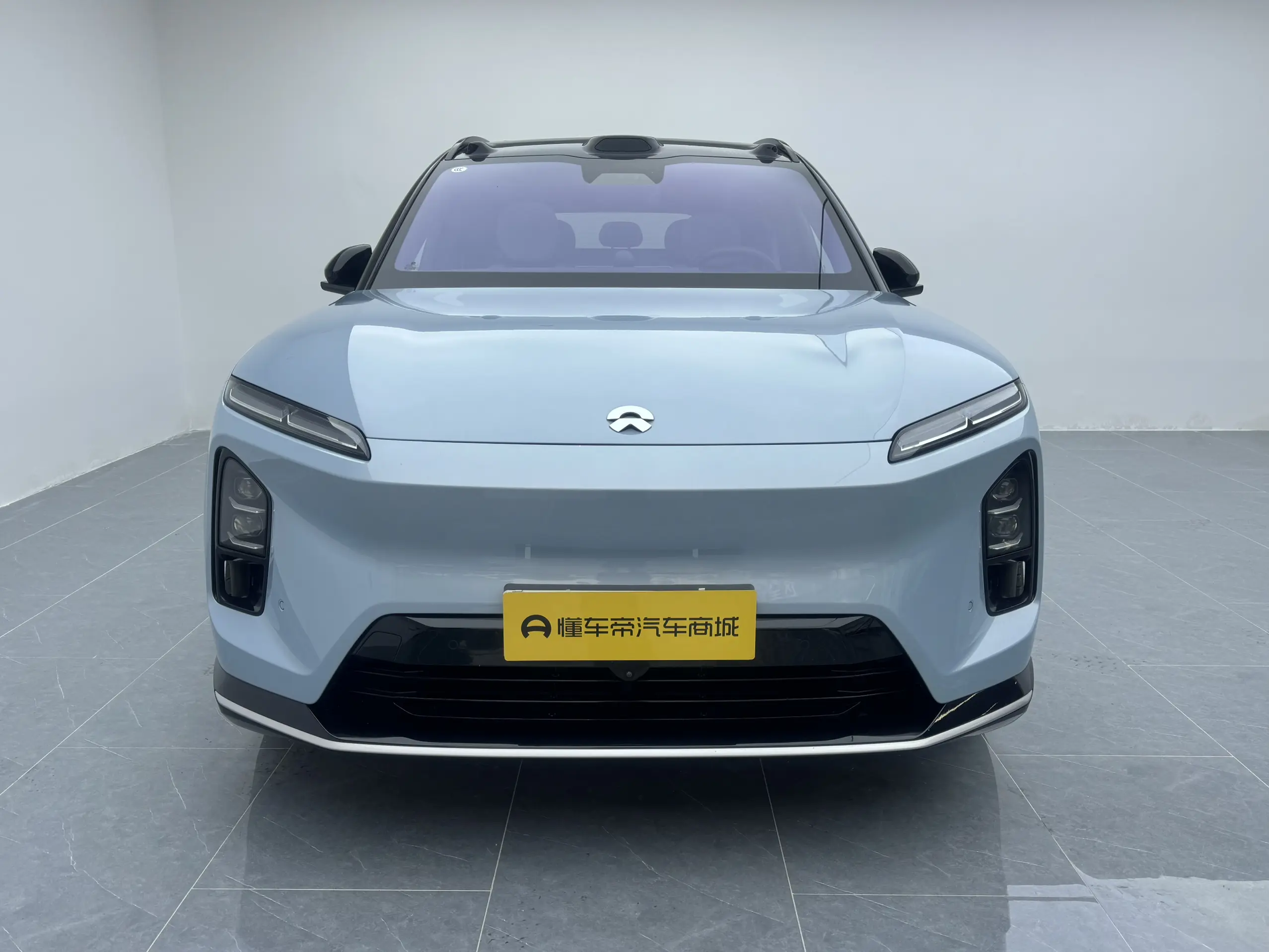 NIO ES6