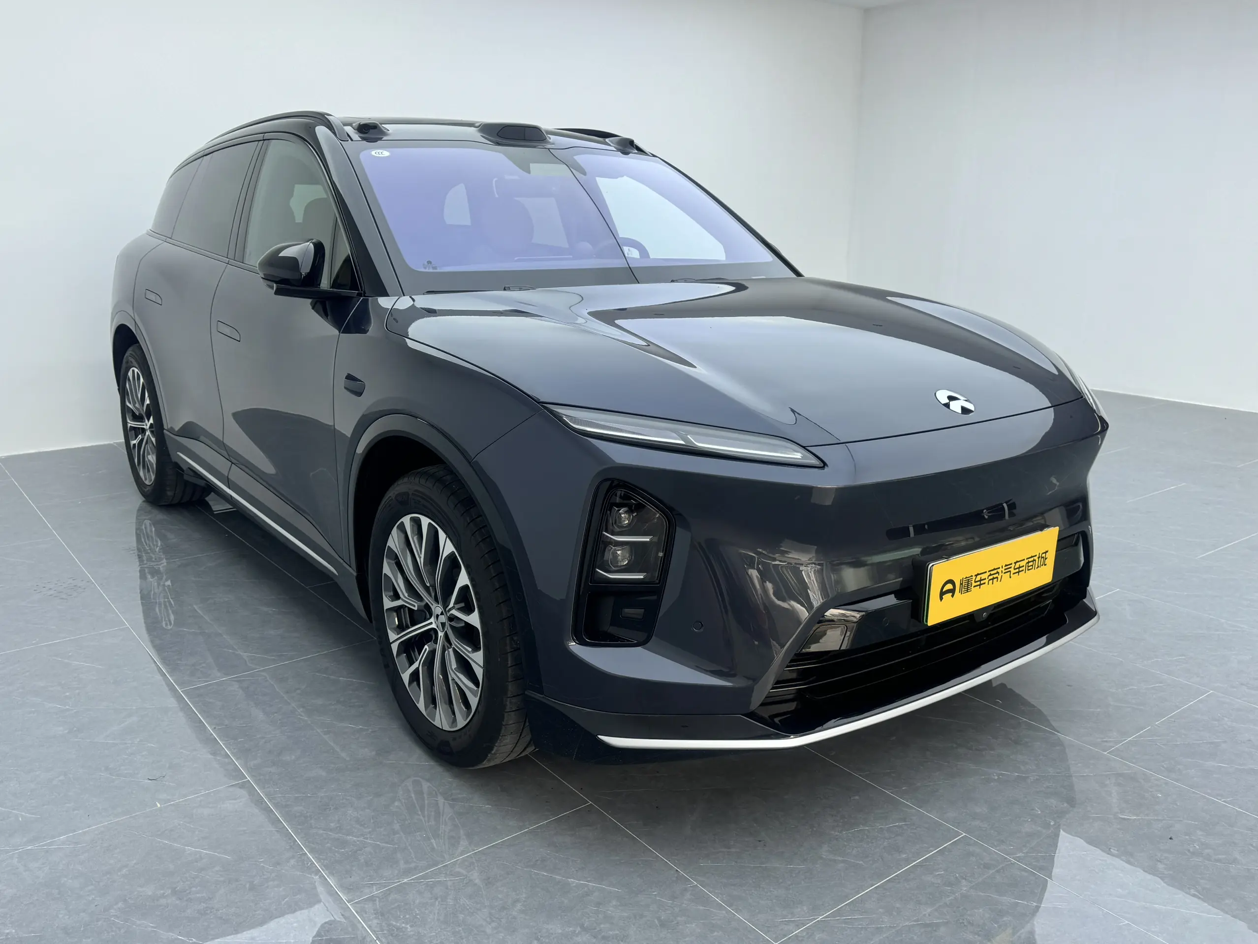 NIO ES6