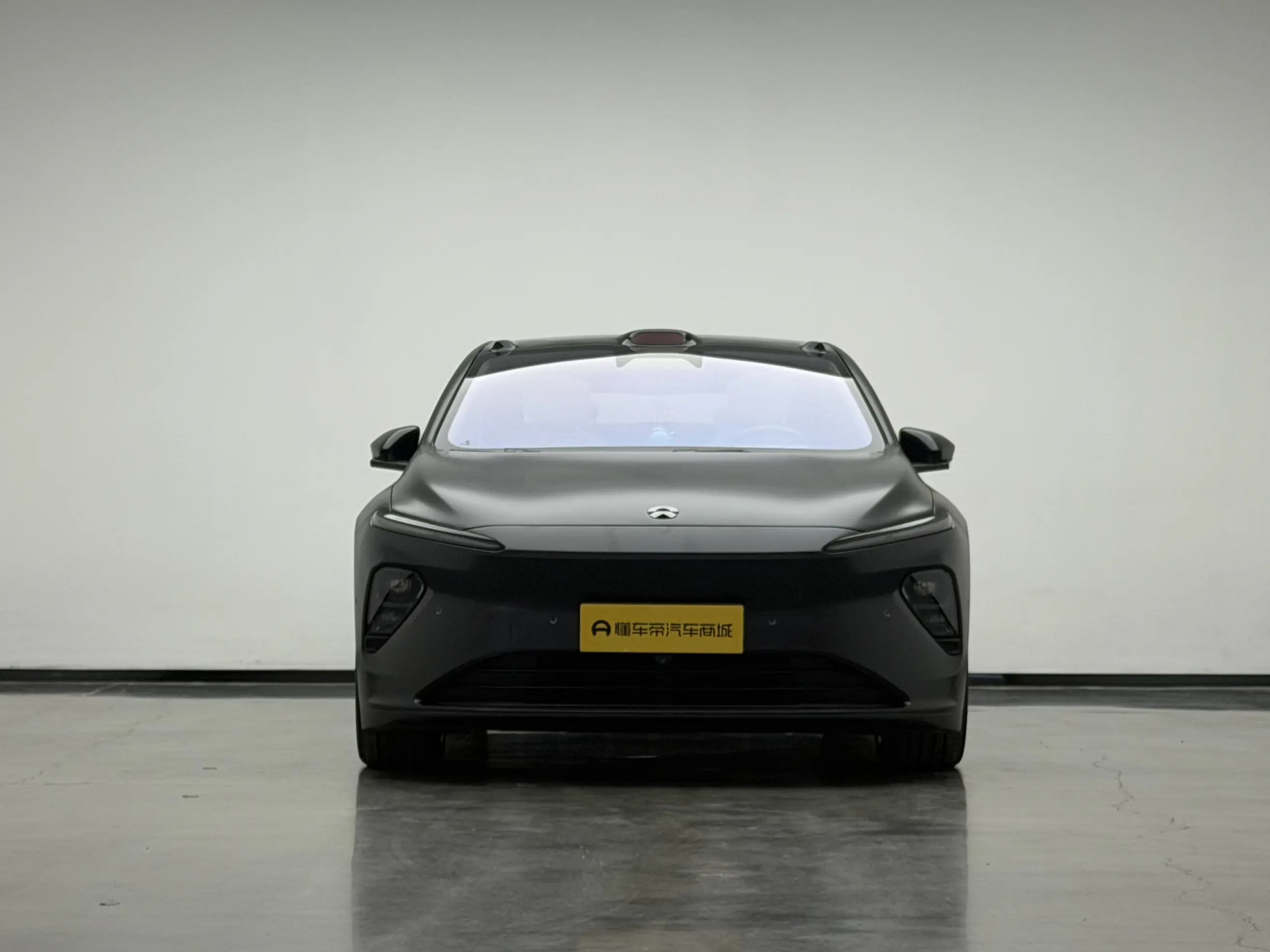NIO ET7