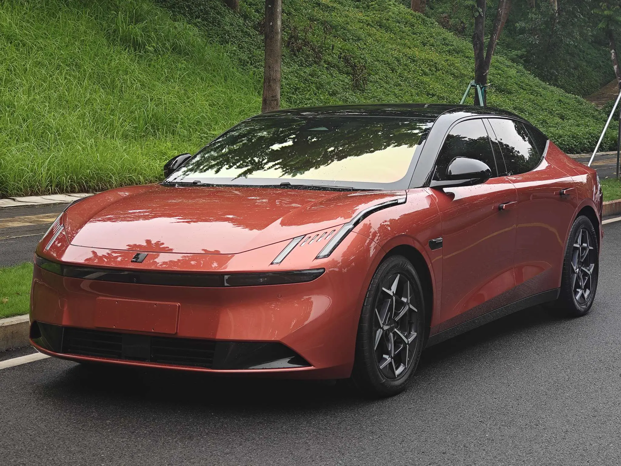 Lynk & Co Z10
