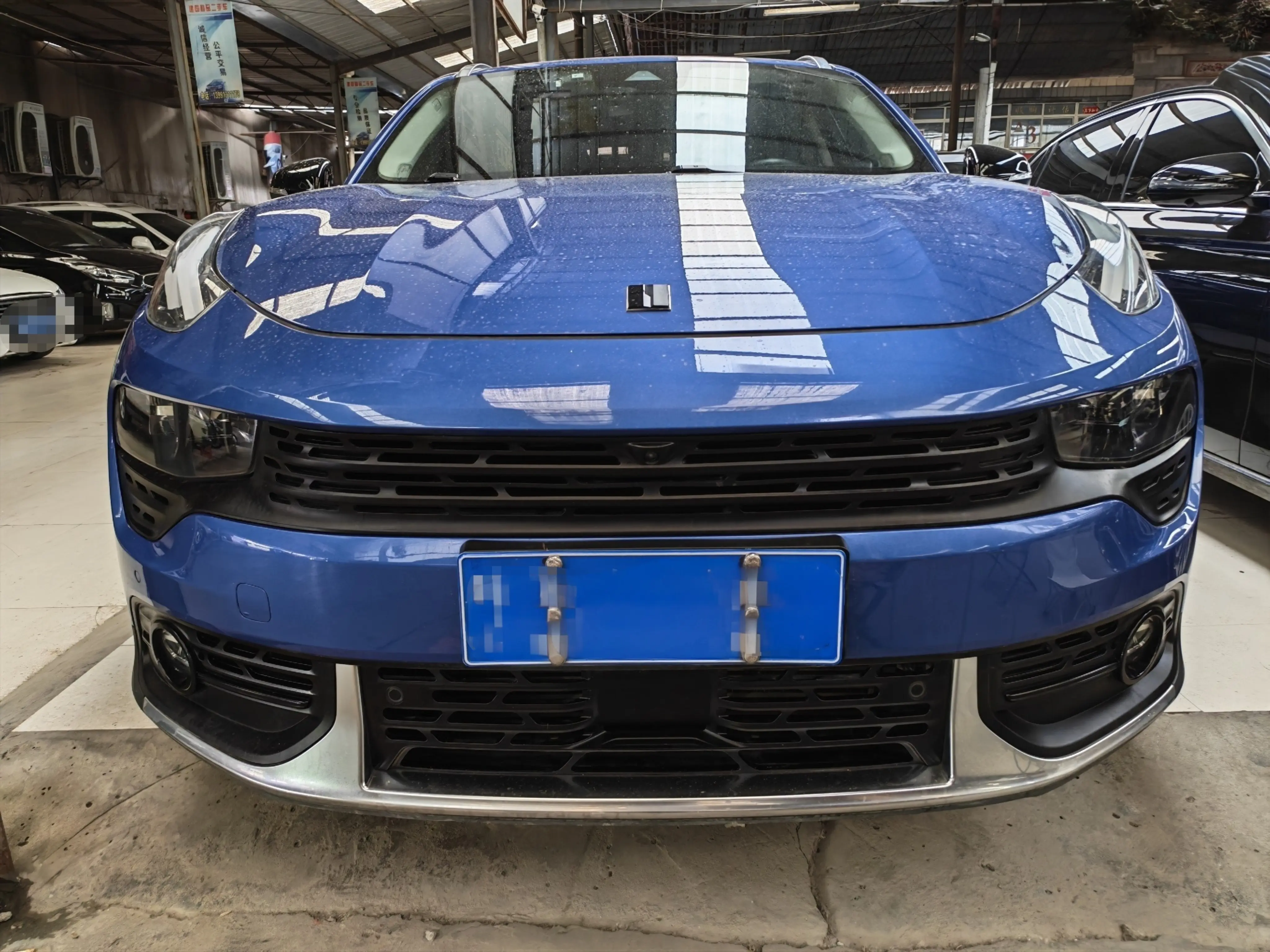Lynk & Co 02