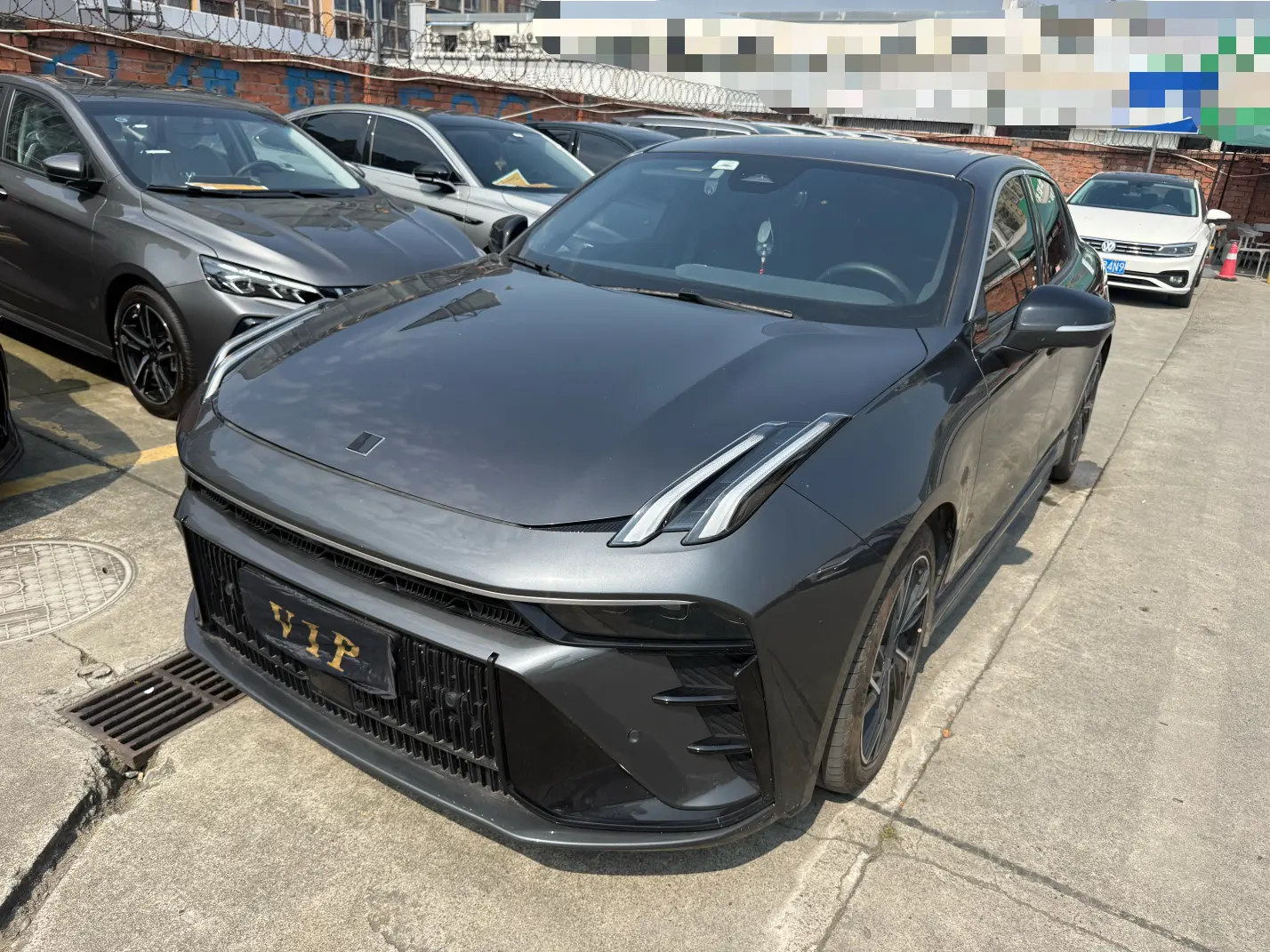 Lynk & Co 03