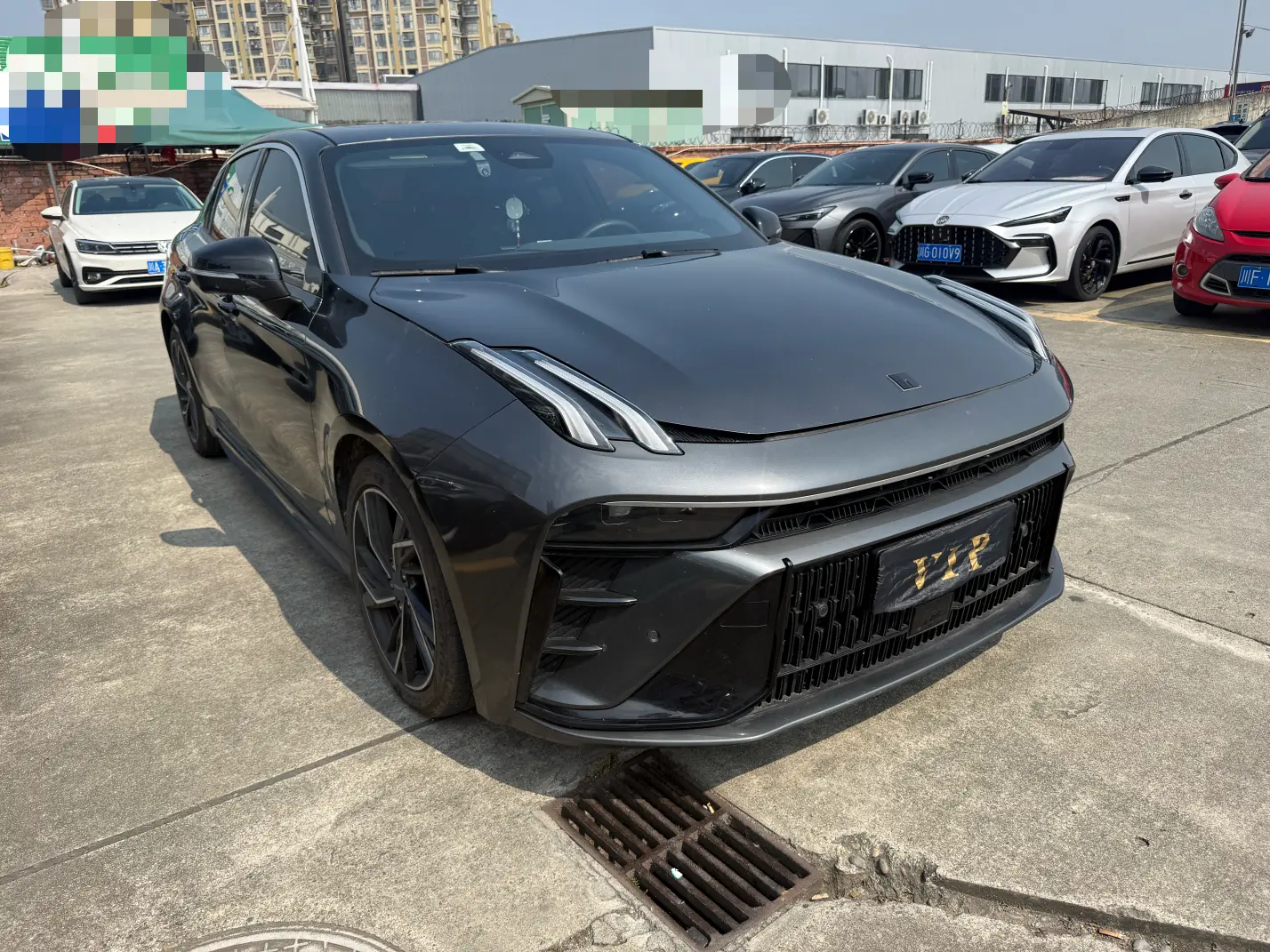 Lynk & Co 03
