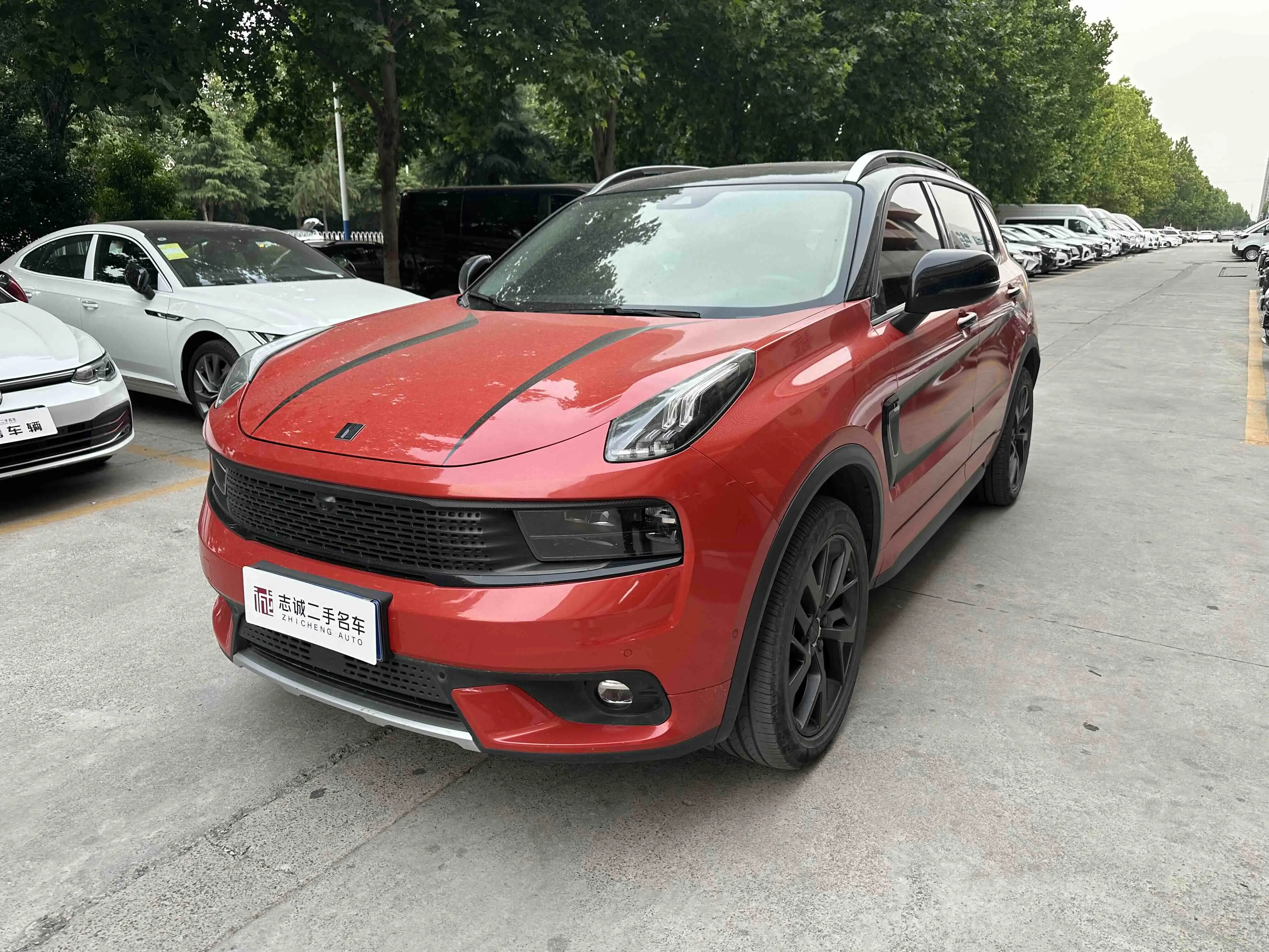 Lynk & Co 01