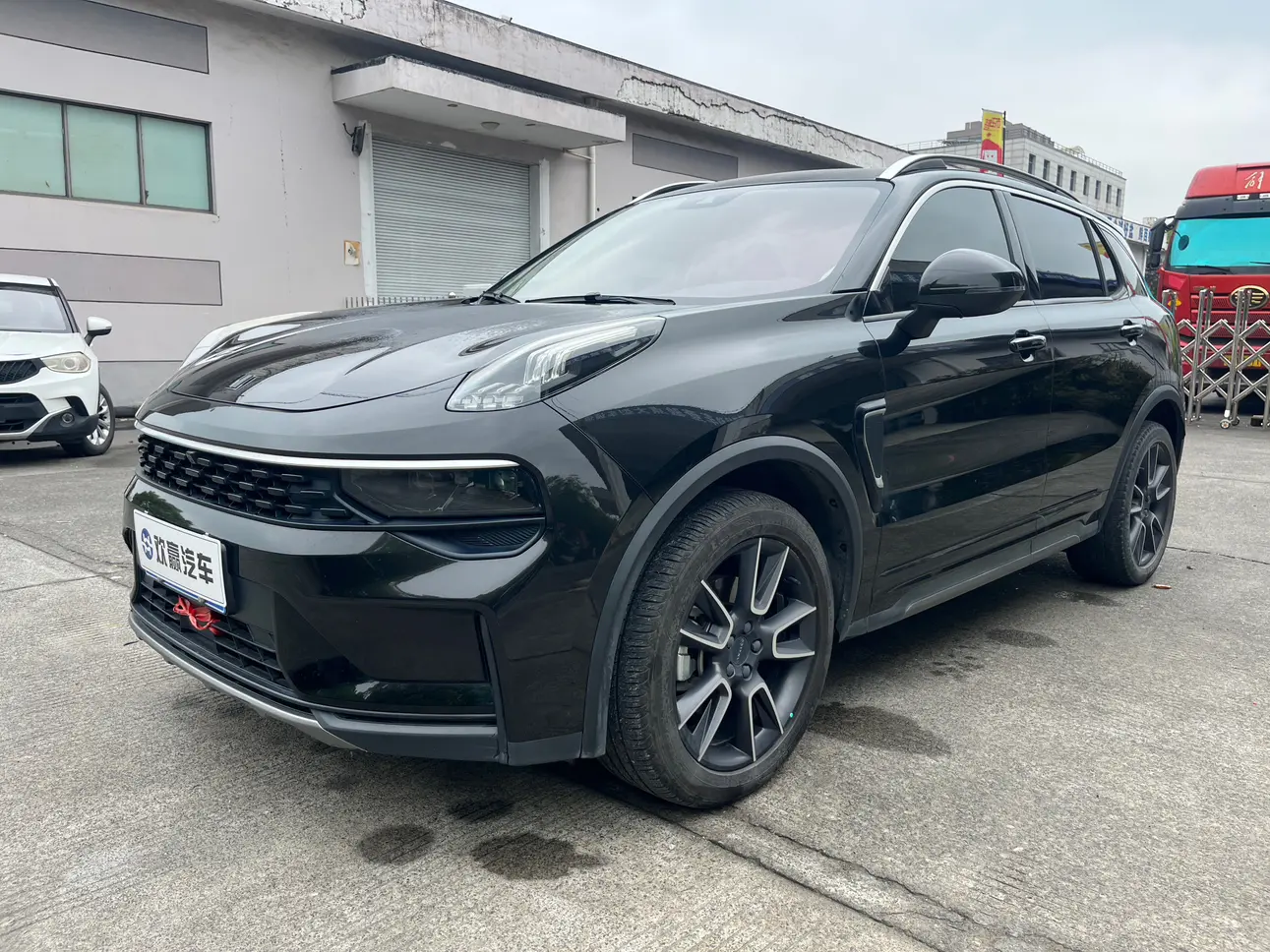 Lynk & Co 01