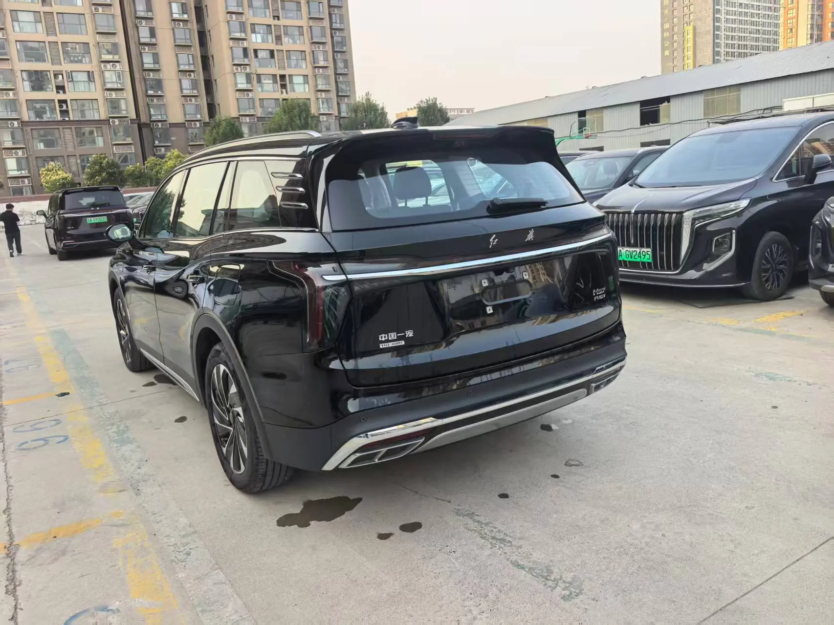 Hongqi HS7 PHEV