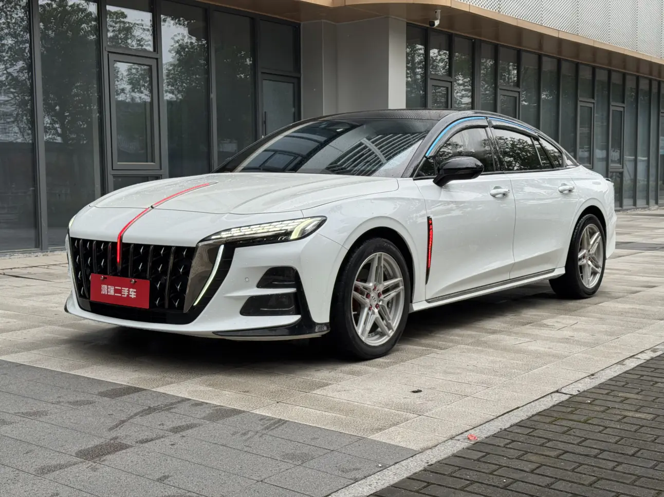 Hongqi H6