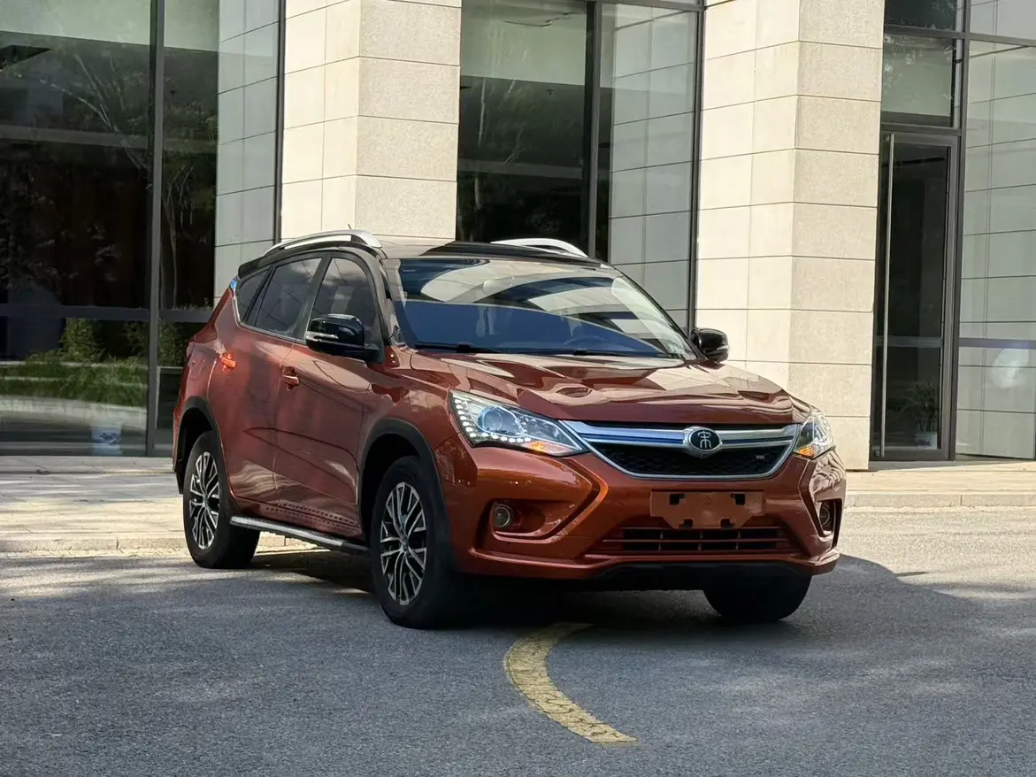 BYD Song DM