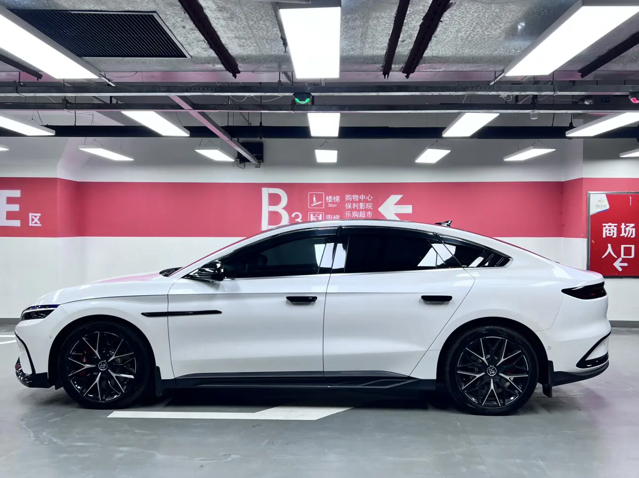 BYD Han EV