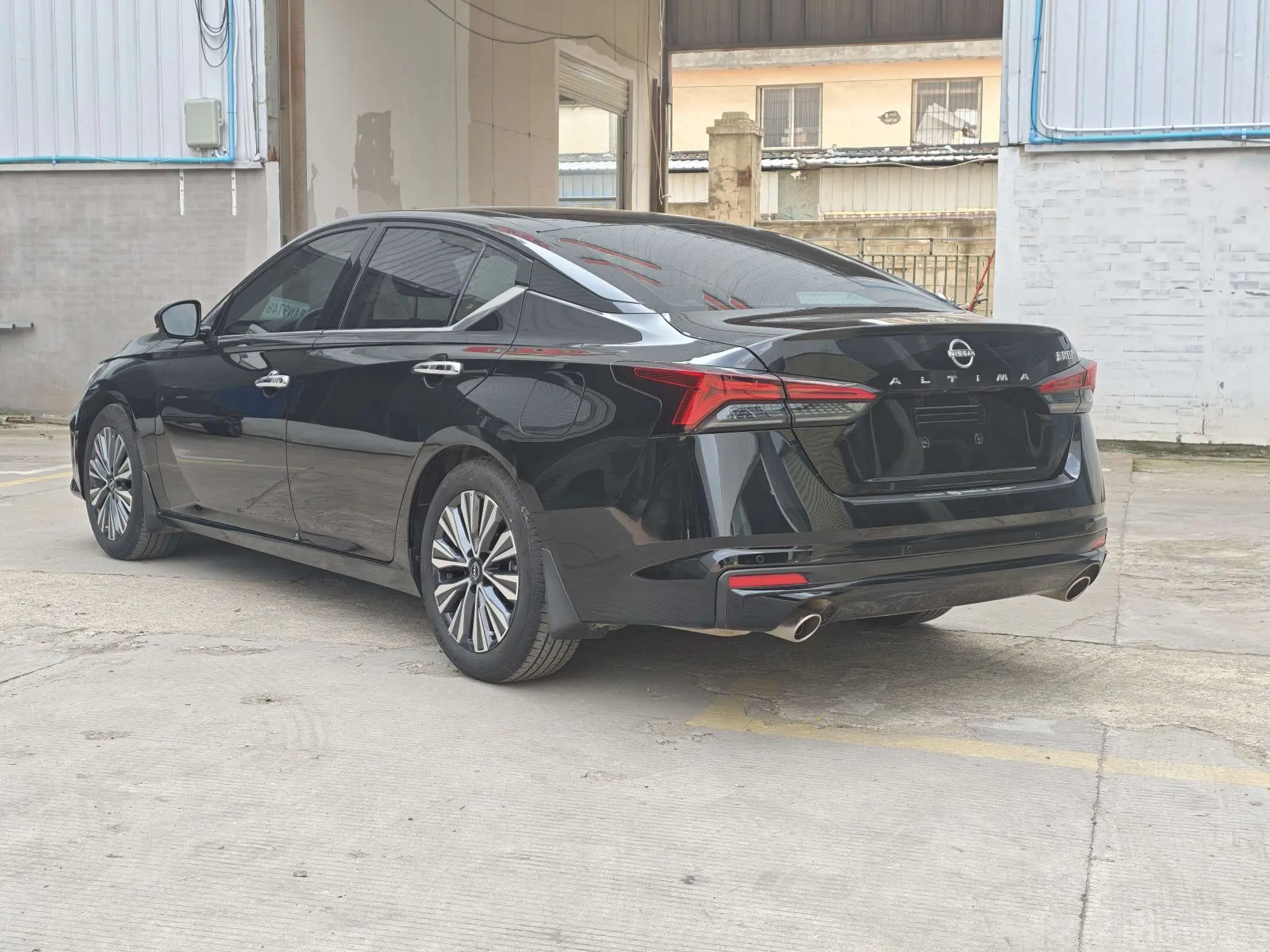 Nissan Altima