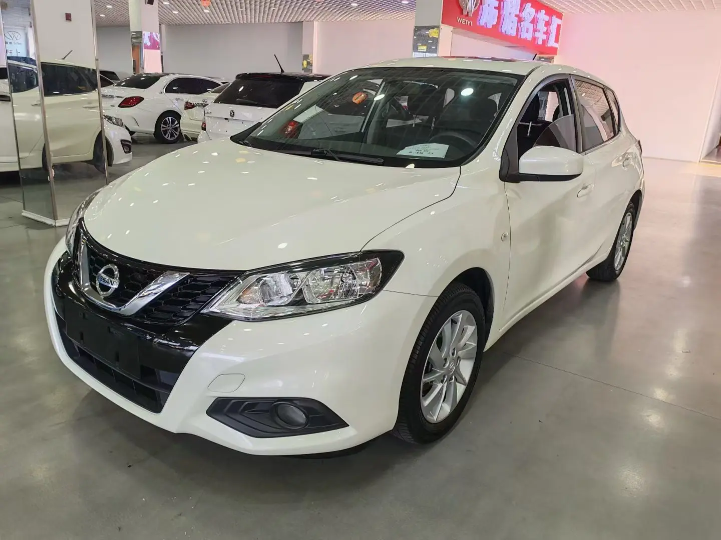 Nissan Tiida