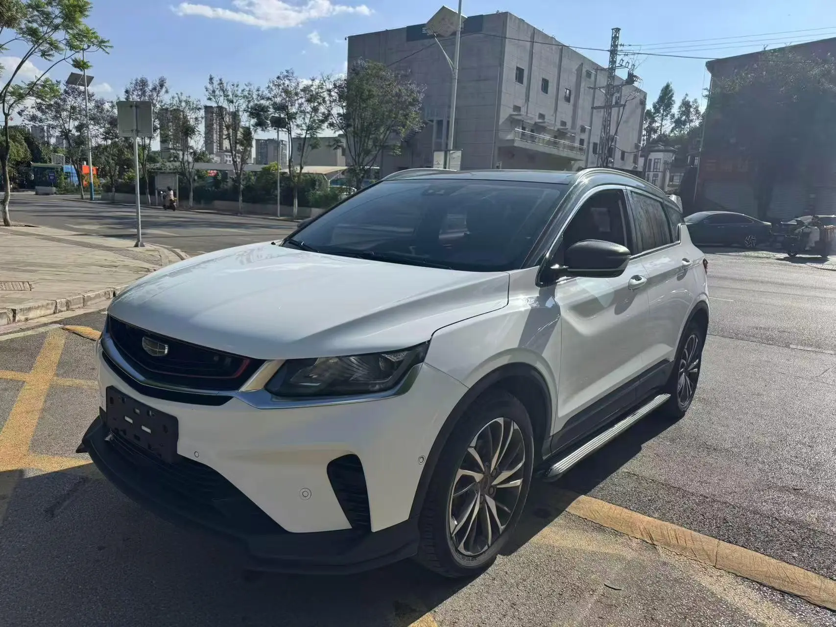 Geely Coolray SX11