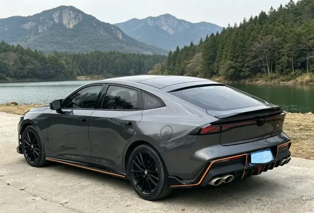 Changan UNI-V