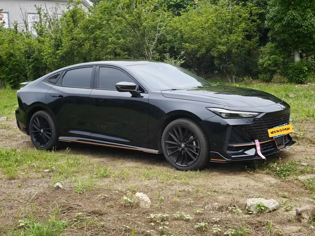 Changan UNI-V