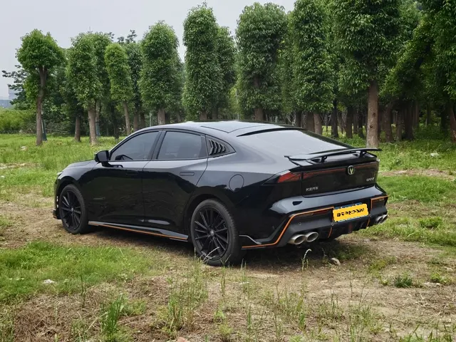 Changan UNI-V