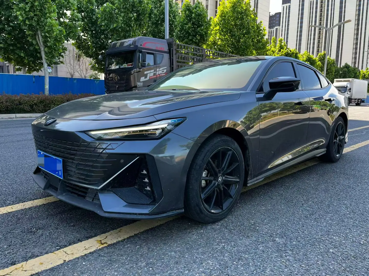 Changan UNI-V