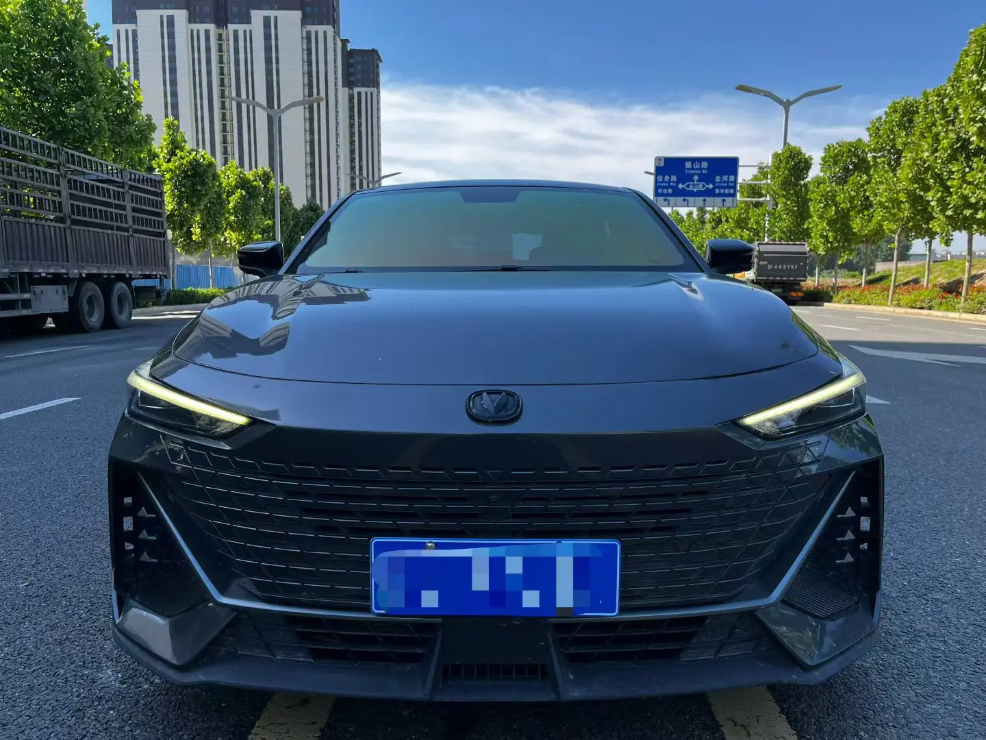 Changan UNI-V