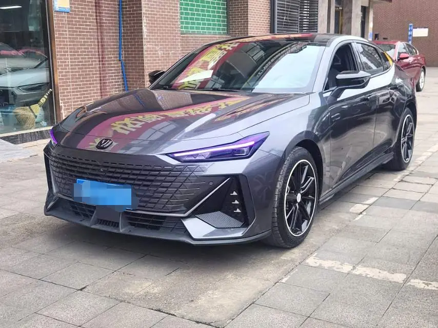 Changan UNI-V