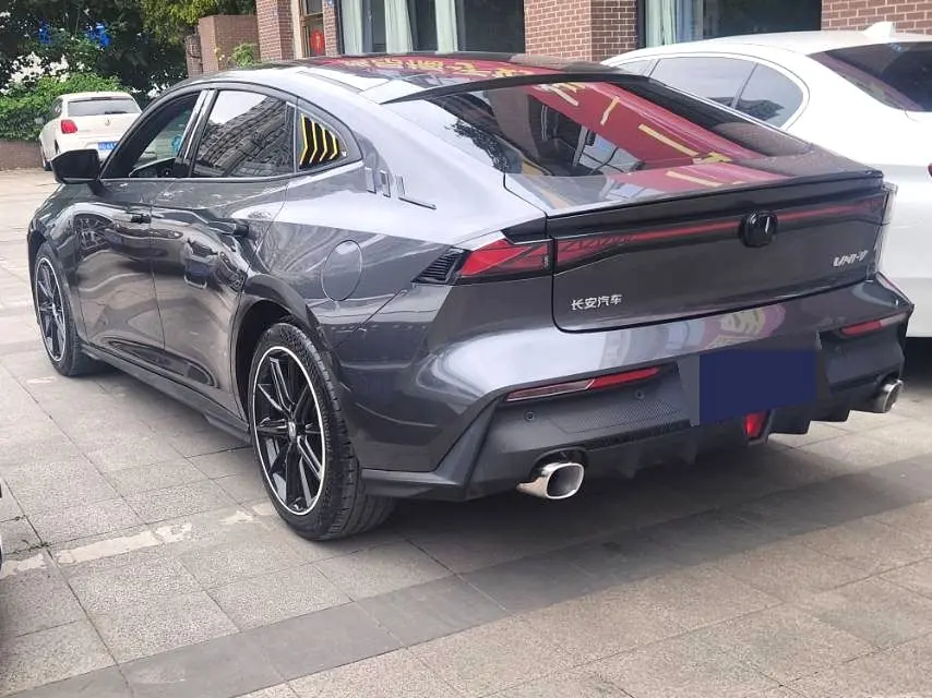 Changan UNI-V
