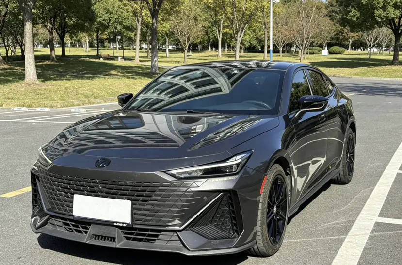 Changan UNI-V