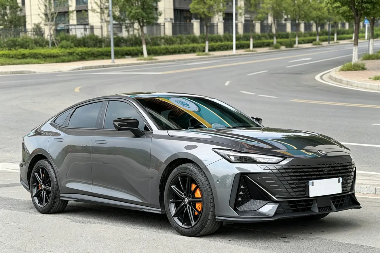 Changan UNI-V