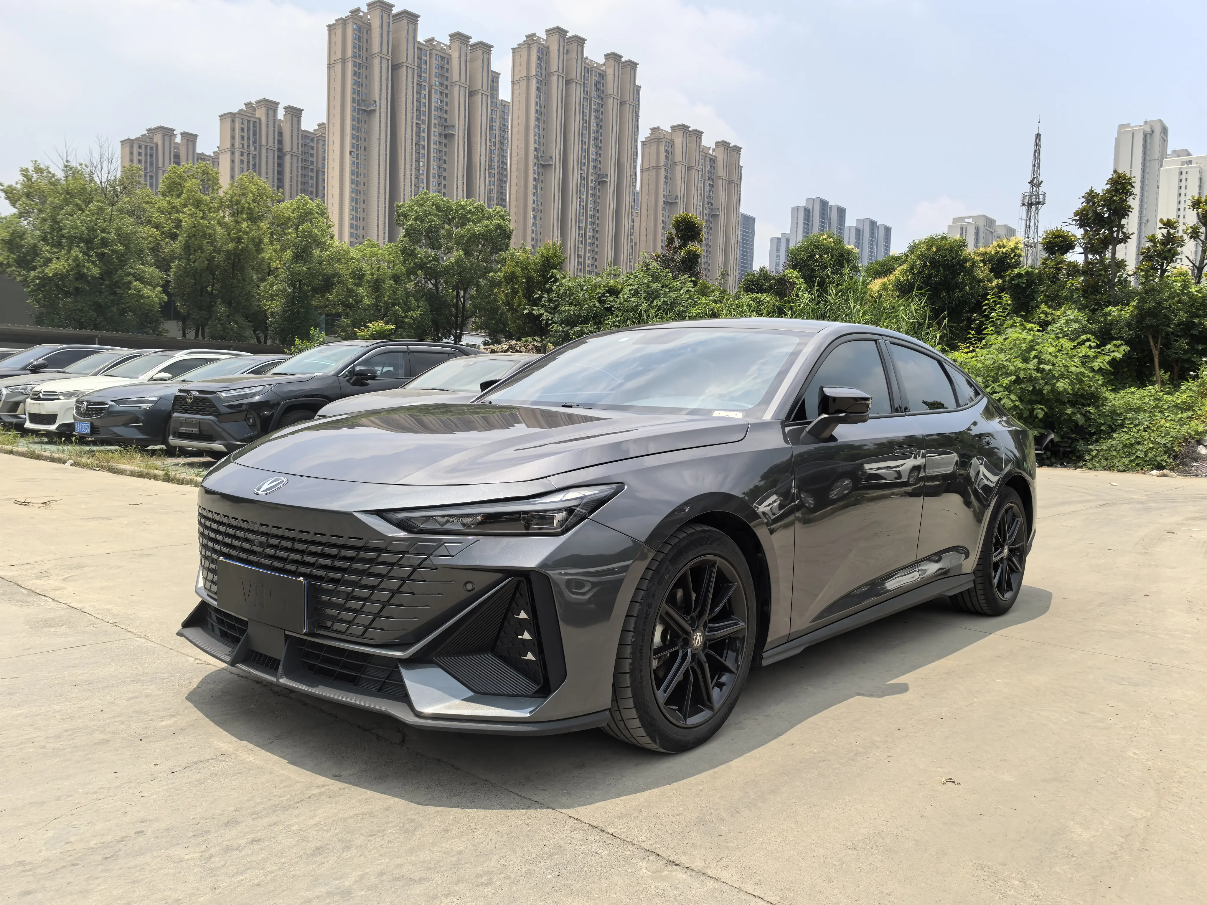 Changan UNI-V