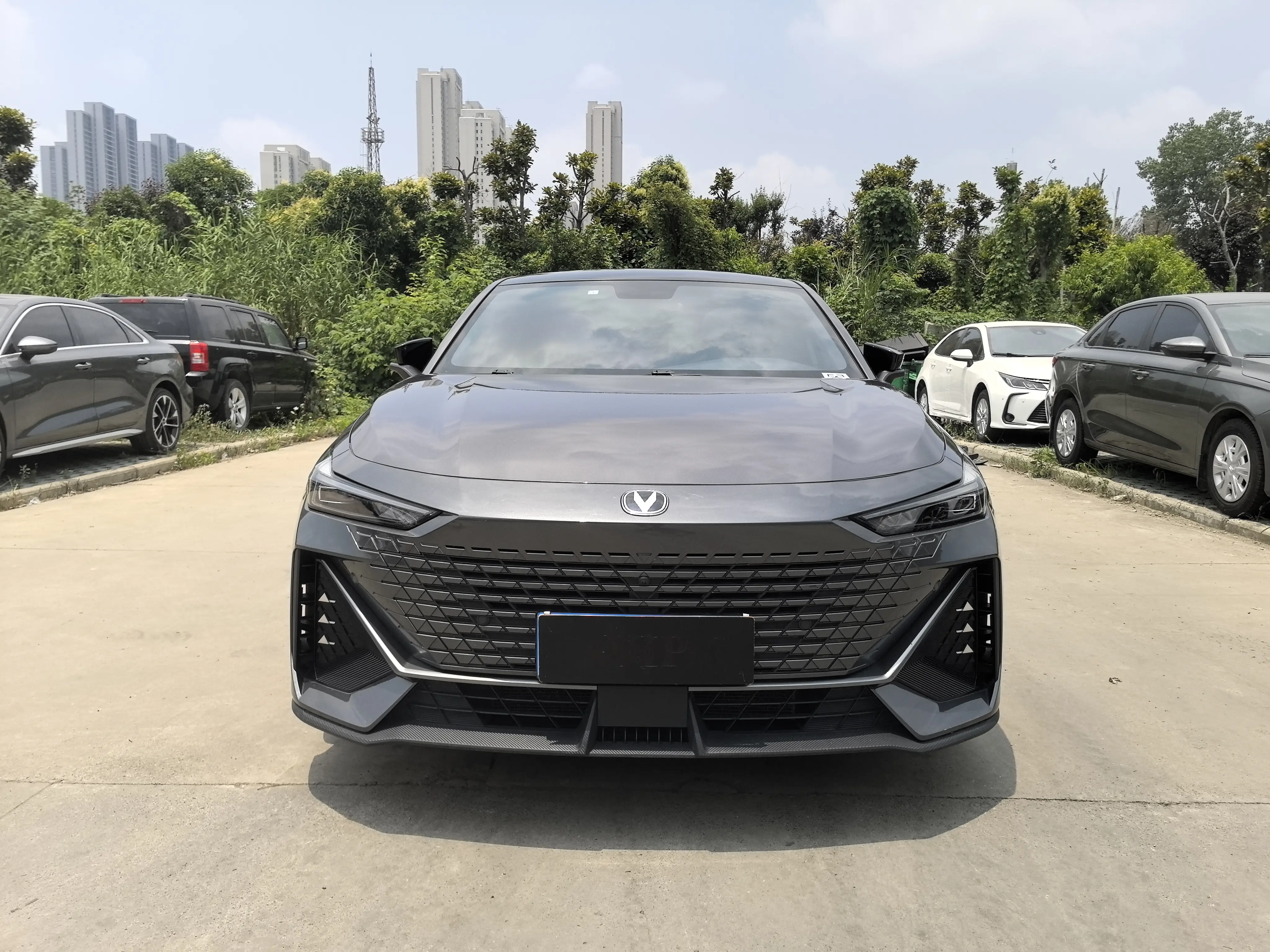 Changan UNI-V