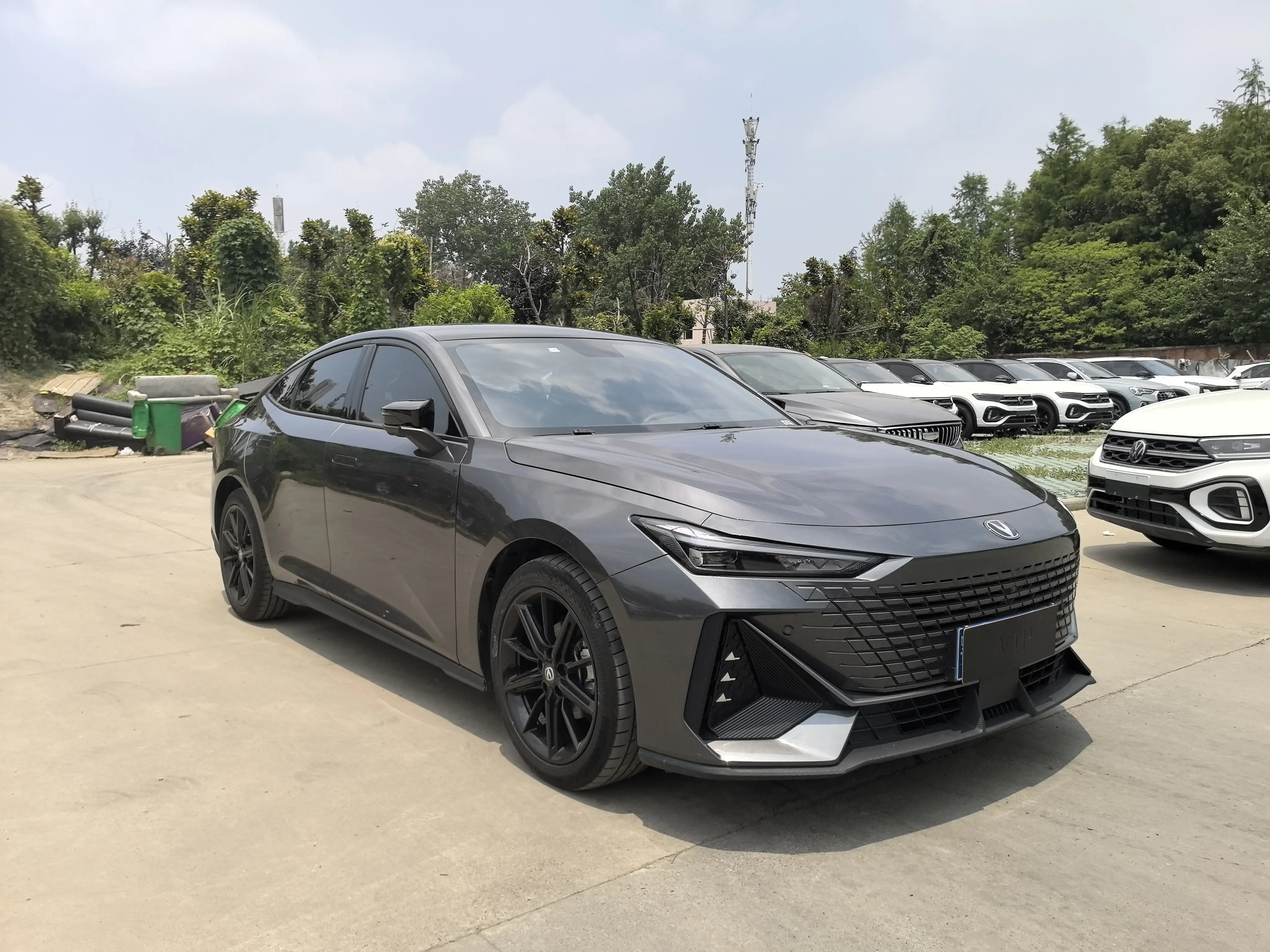 Changan UNI-V