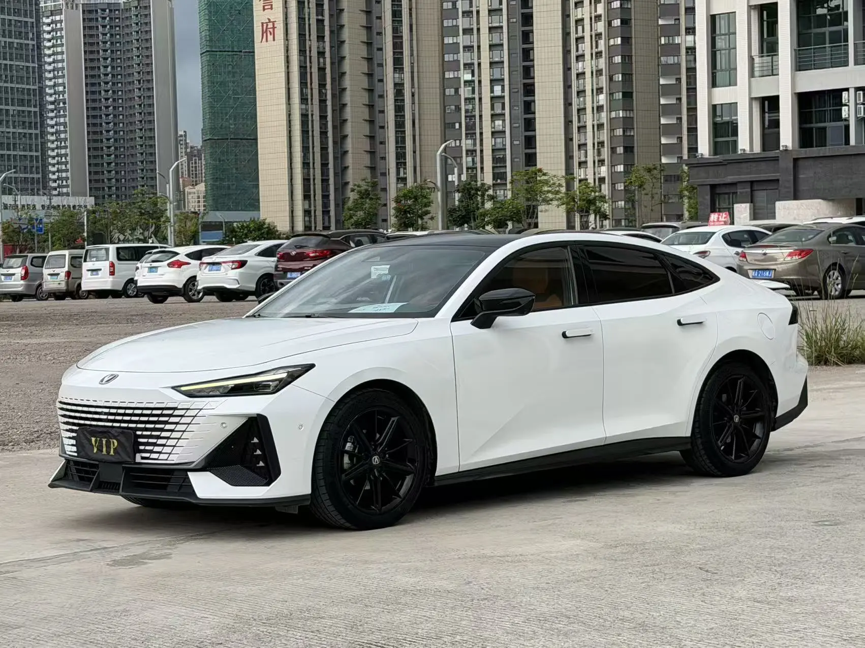 Changan UNI-V