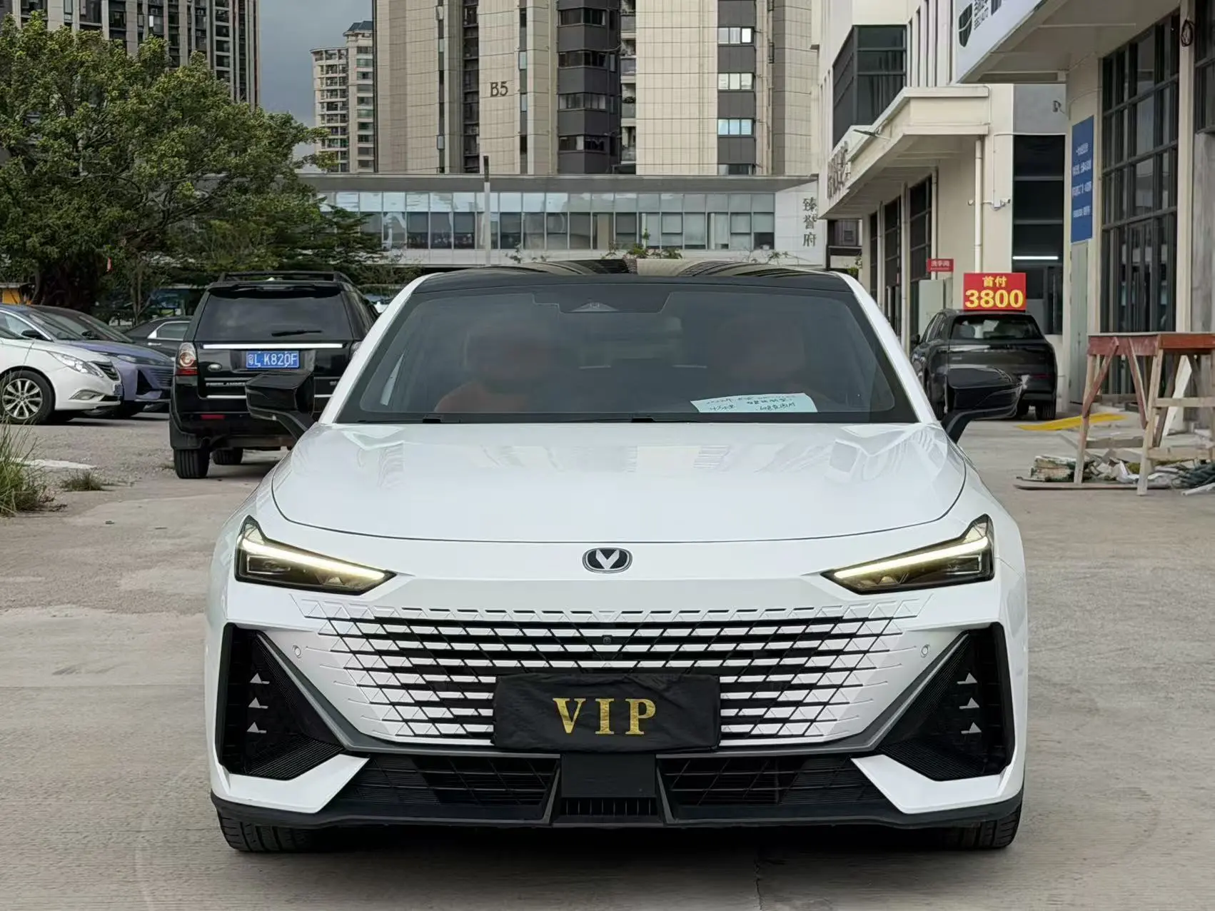 Changan UNI-V