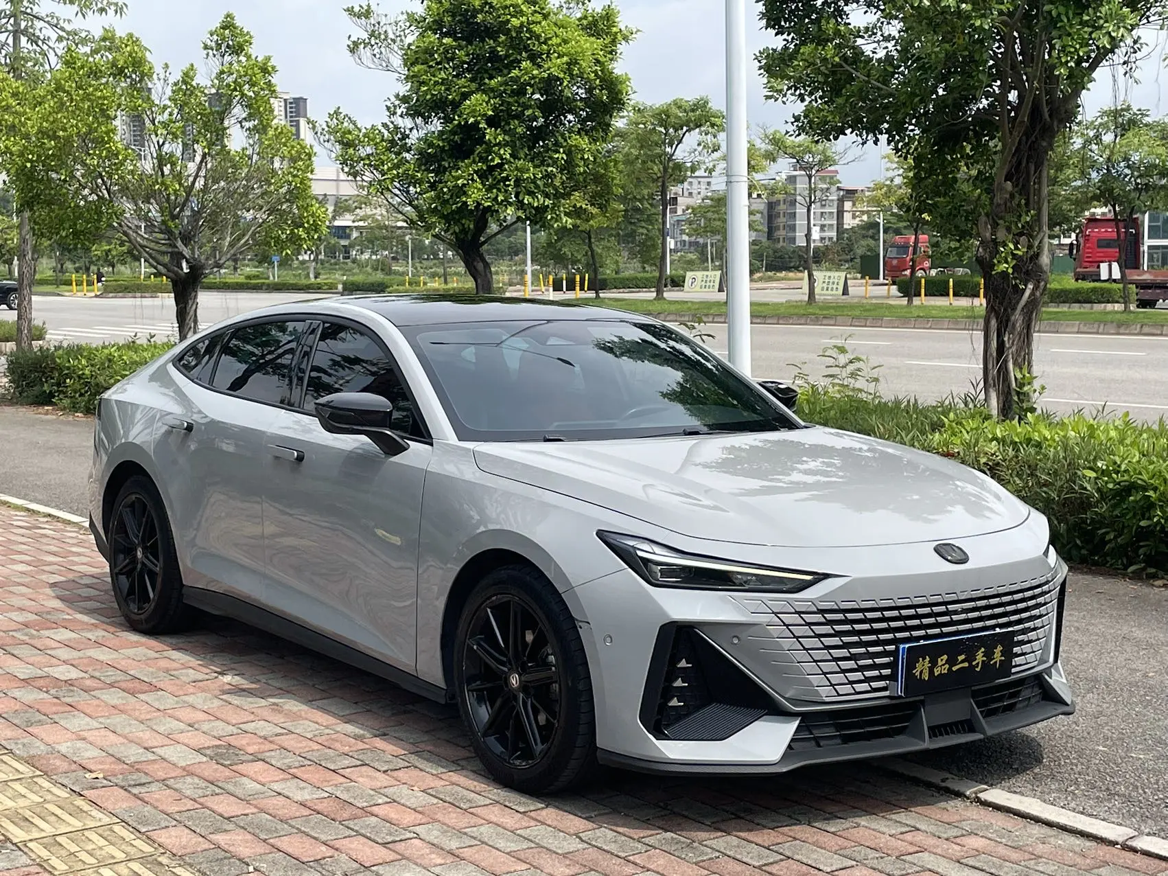 Changan UNI-V