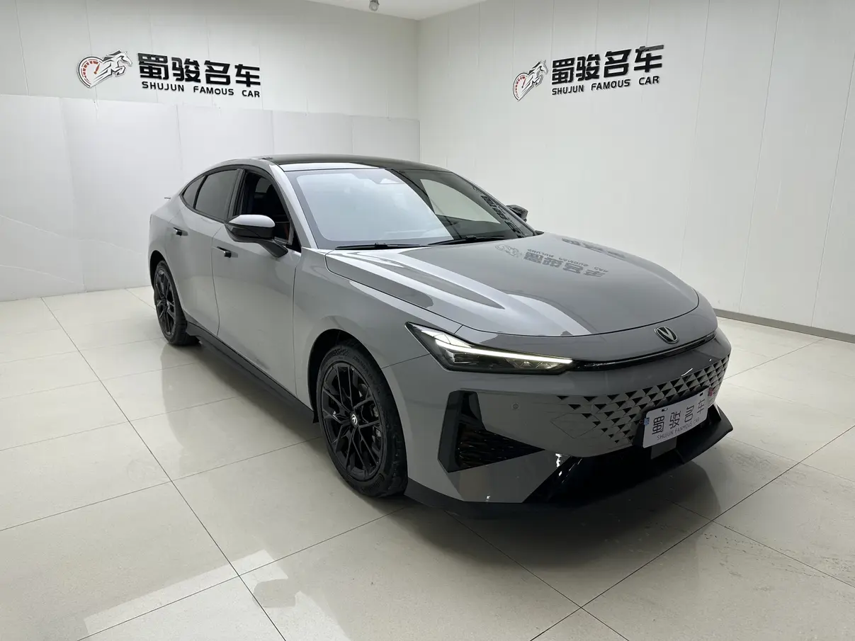 Changan UNI-V