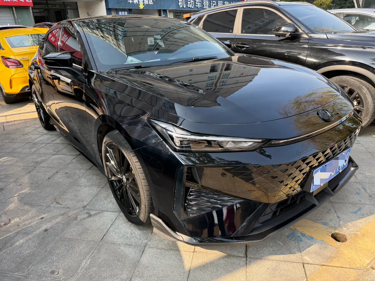 Changan UNI-V