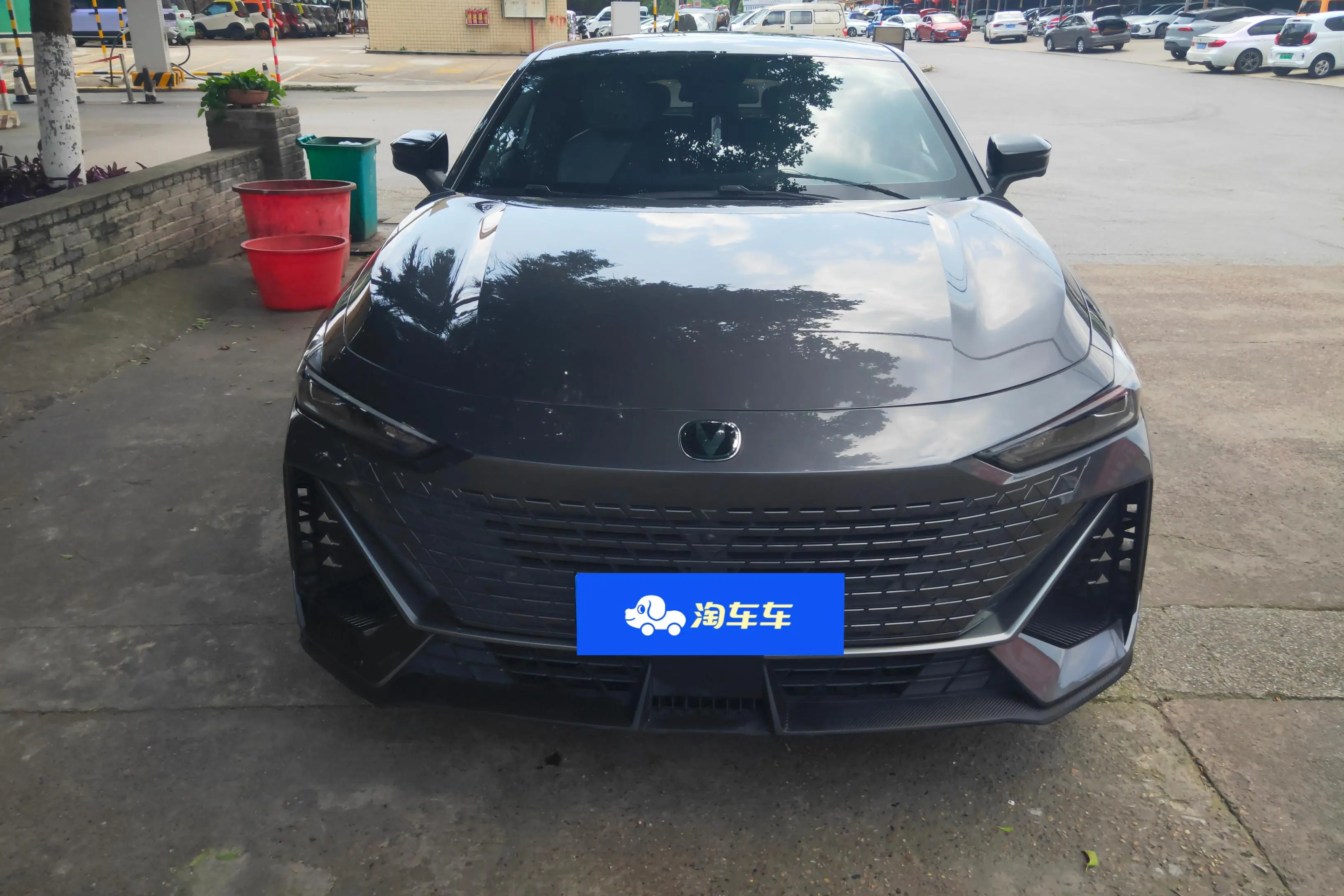 Changan UNI-V
