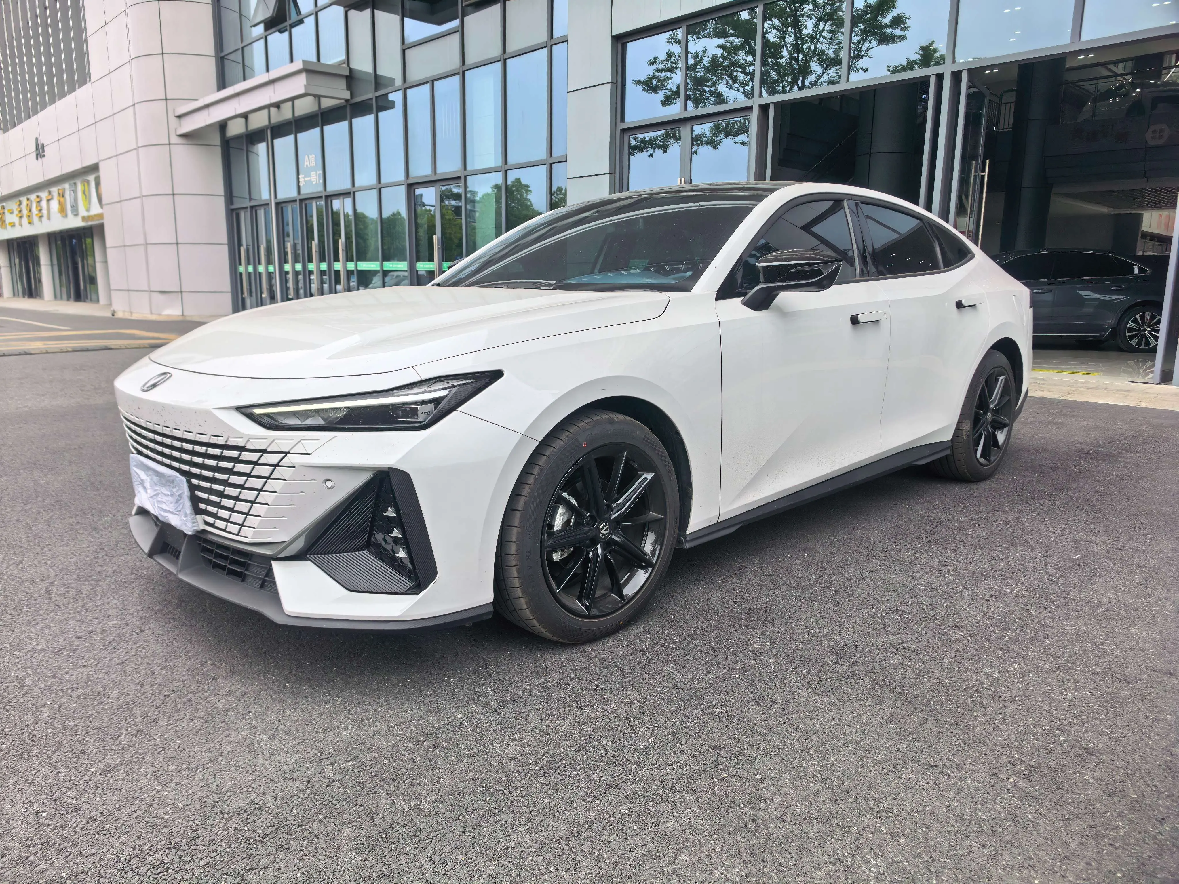 Changan UNI-V