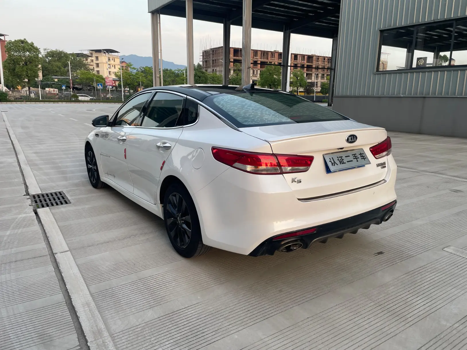 Kia K5