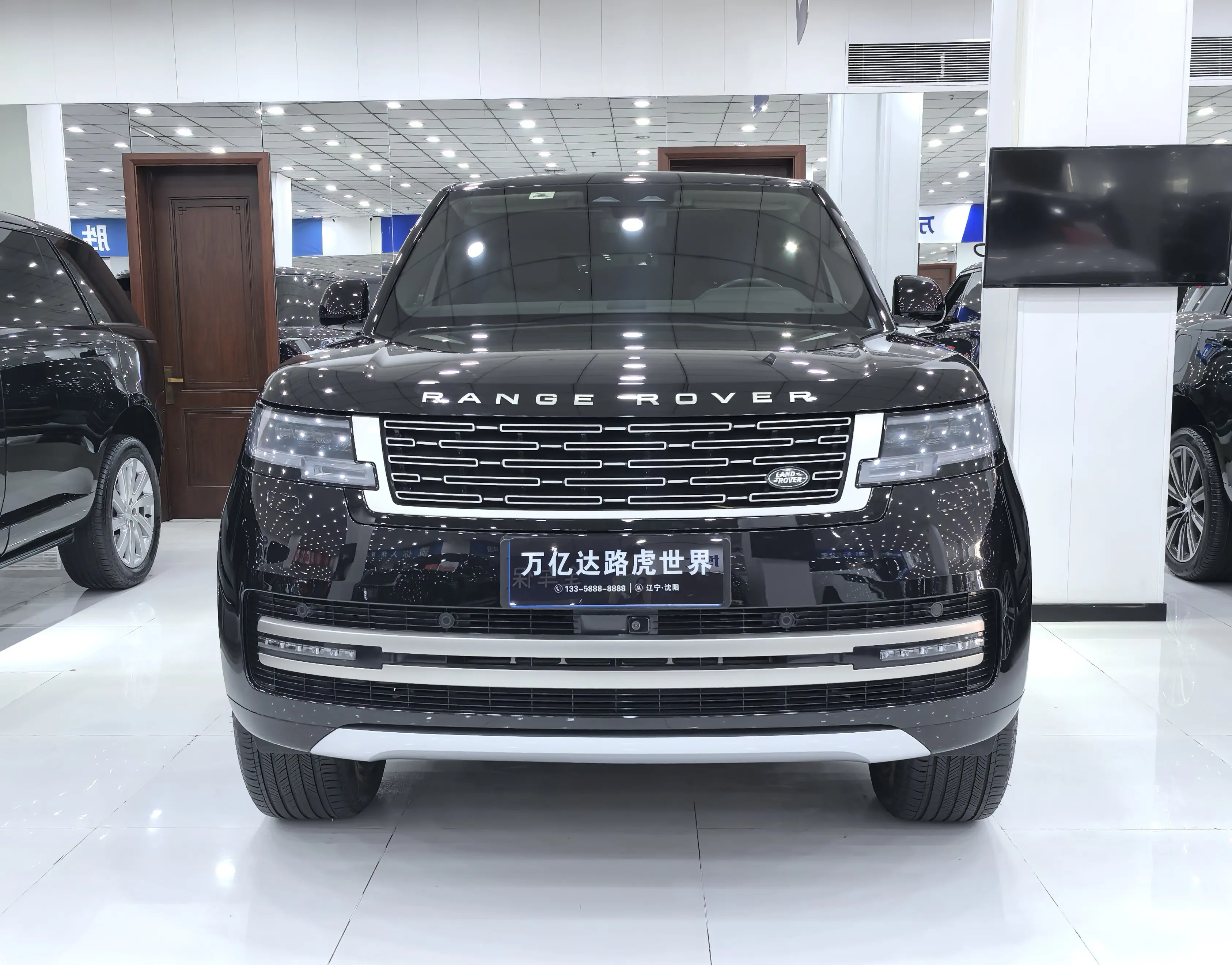 Land Rover range rover