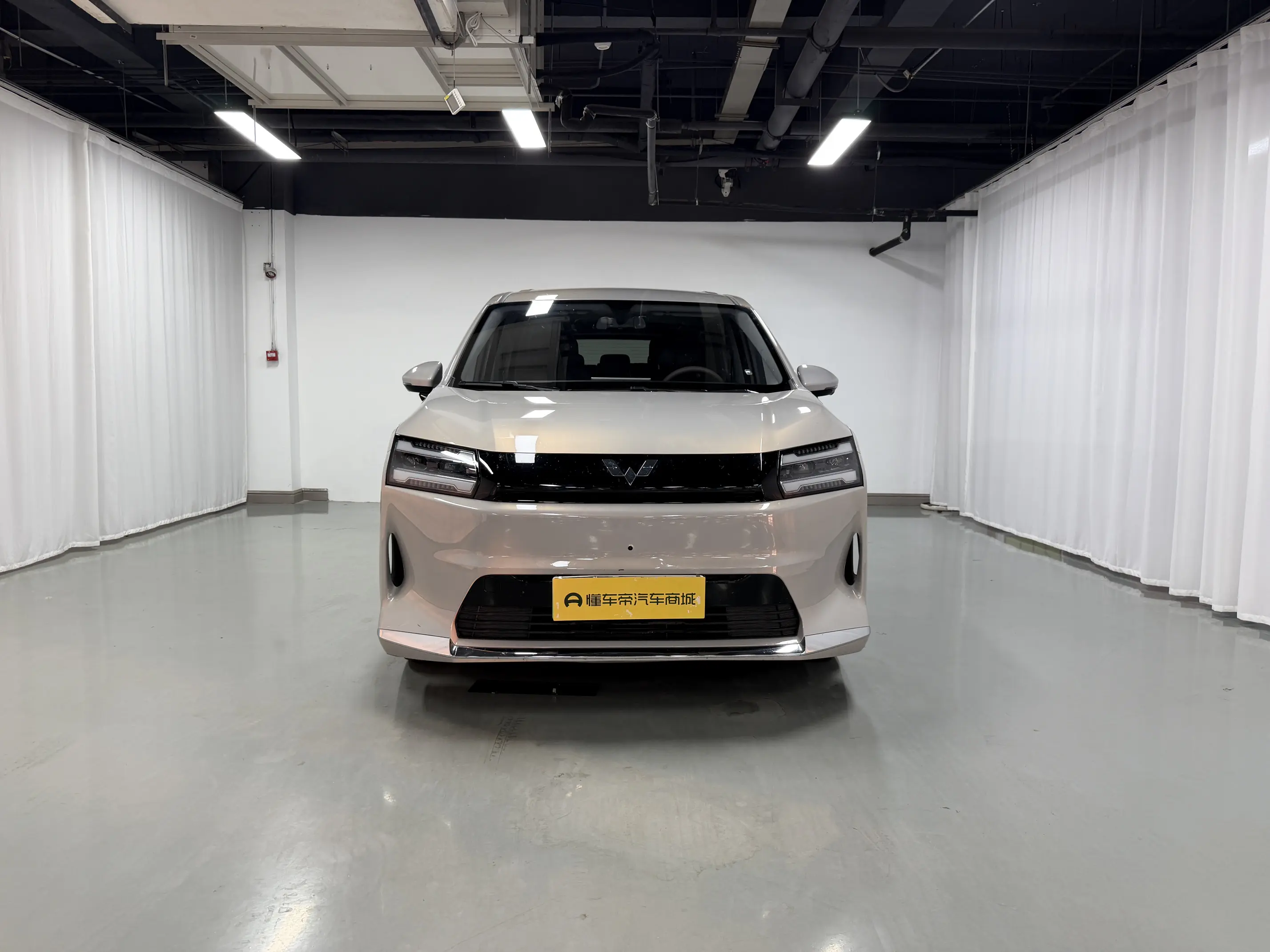 Wuling Starlight 730 EV