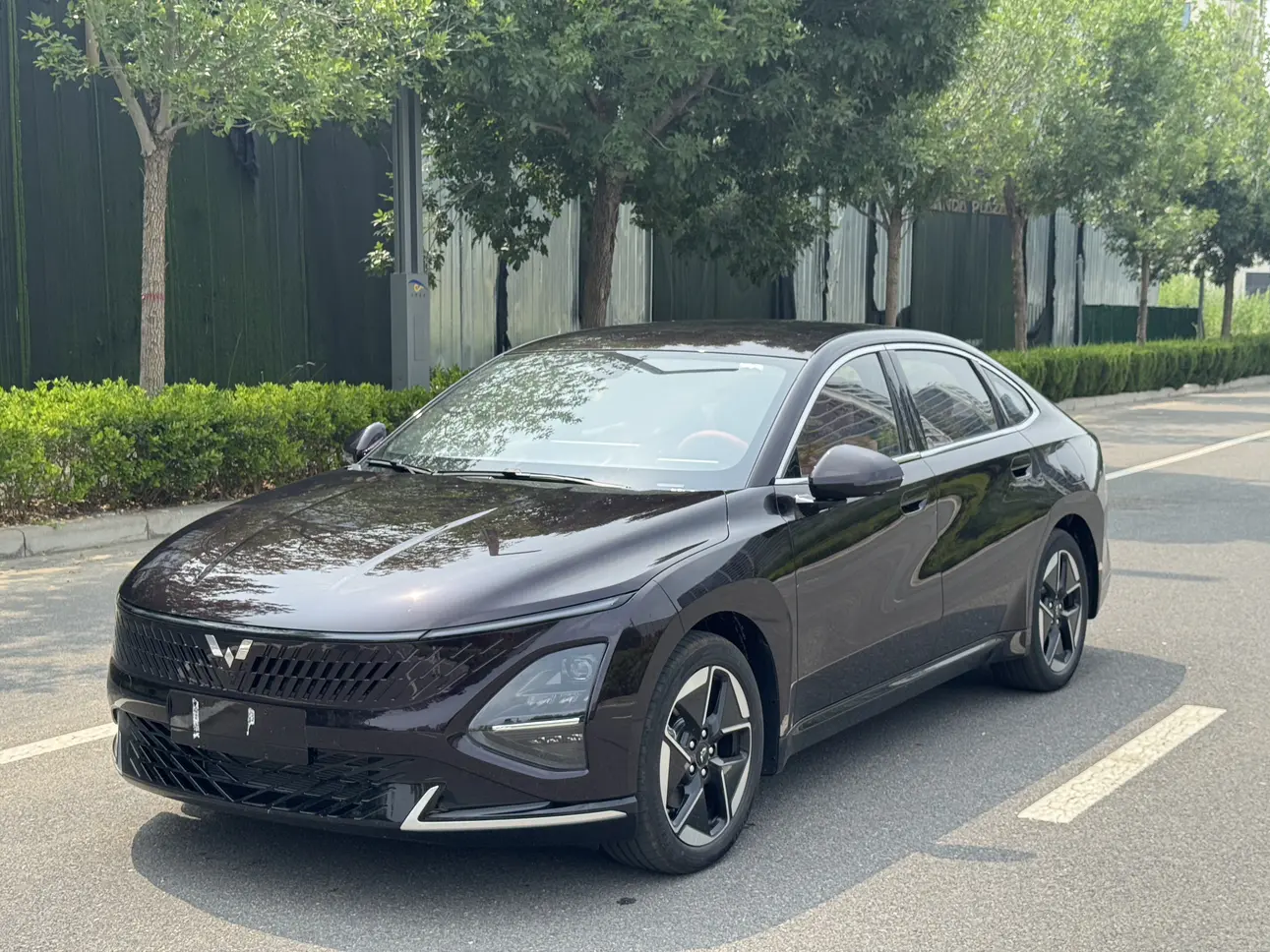 Wuling Starlight PHEV