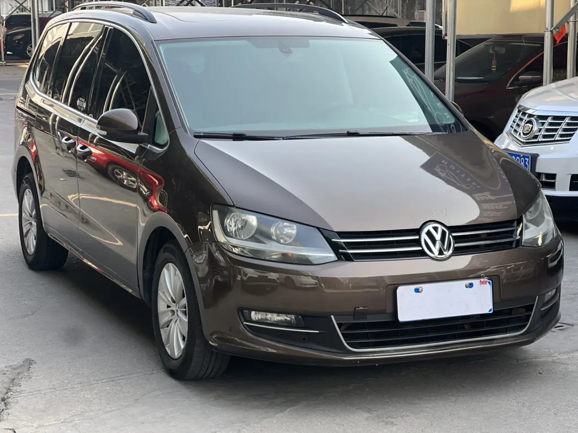 Volkswagen Sharon